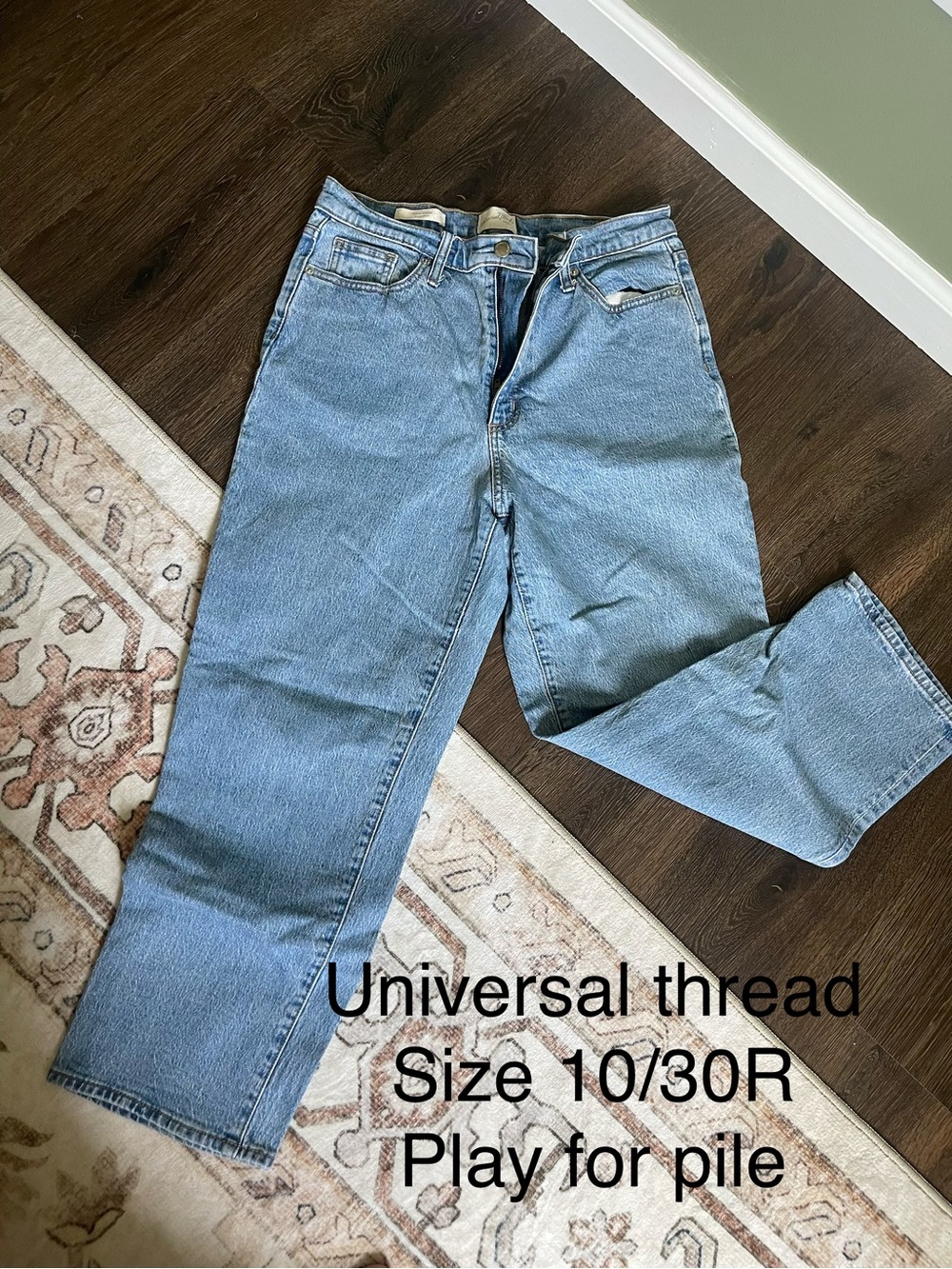 Universal Thread Vintage Light Blue Straight-Leg Jeans